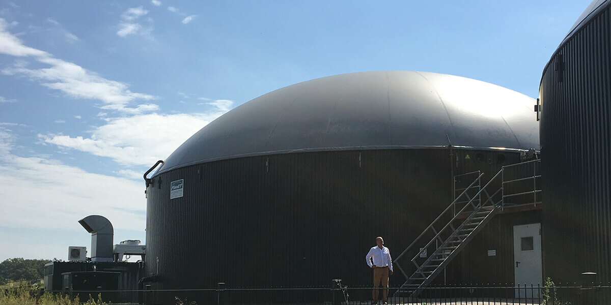 Rehhahn Bau bietet Bauleitung auch für sogenannte Hofbiogasanlagen. Rehhahn Bau bietet Bauleitung auch für sogenannte Hofbiogasanlagen.