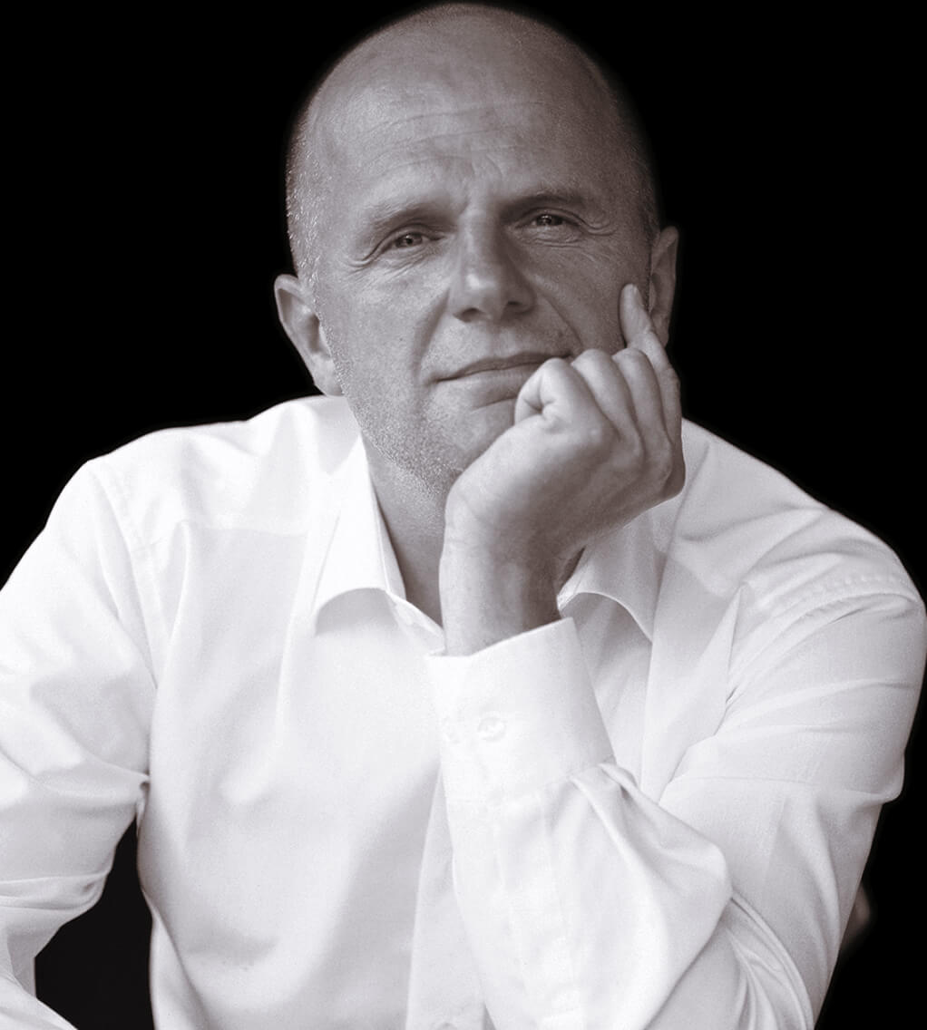 Ob Kleinkläranlage (bis 50 EW) oder kleine Kläranlage (bis 500 EW), Ulrich Rehhahn berät sehr genau und sorgfältig und herstellerneutral. Ob Kleinkläranlage (bis 50 EW) oder kleine Kläranlage (bis 500 EW), Ulrich Rehhahn berät sehr genau und sorgfältig und herstellerneutral.